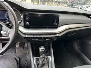 Skoda Octavia 2021-thumb-10