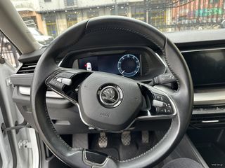 Skoda Octavia 2021-thumb-8