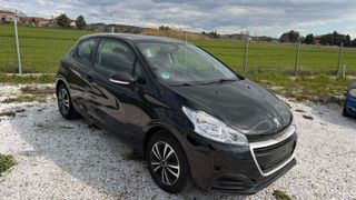 Peugeot 208 2016-thumb-1