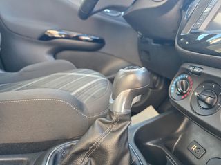 Opel Corsa 2016 EDITION 95HP DIESEL !!-thumb-14