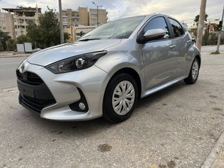 Toyota Yaris 2023 1.0 VVT-i Comfort-thumb-2