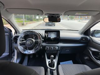 Toyota Yaris 2023 1.0 VVT-i Comfort-thumb-9