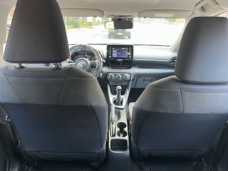Toyota Yaris 2023 1.0 VVT-i Comfort-thumb-12