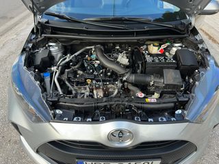 Toyota Yaris 2023 1.0 VVT-i Comfort-thumb-15