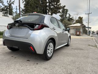 Toyota Yaris 2023 1.0 VVT-i Comfort-thumb-5