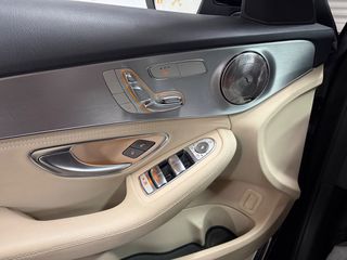 Mercedes-Benz C 300 2017 C300h hybrid-thumb-32