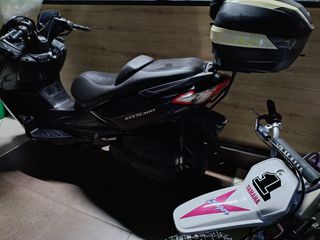 Sym GTS 300 2017 F4  *** ABS ***   i EVO