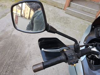 Suzuki XF 650 2003-thumb-12