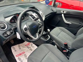 Ford Fiesta 2014-thumb-2