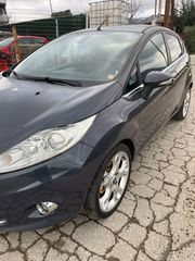 Ford Fiesta 2014-thumb-8