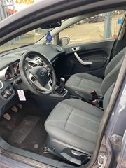 Ford Fiesta 2014-thumb-10