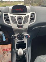 Ford Fiesta 2014-thumb-12
