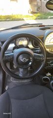 Mini Cooper D 2010-thumb-12