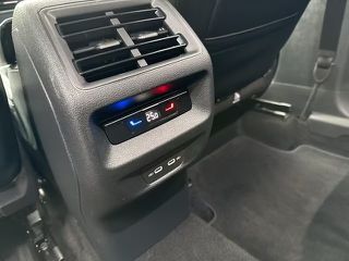 Volkswagen Tiguan 2024-thumb-11