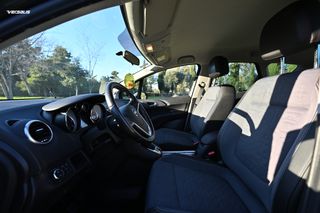 Opel Meriva 2015-thumb-10
