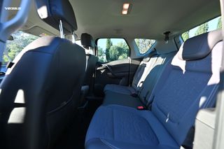 Opel Meriva 2015-thumb-15