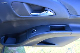Opel Meriva 2015-thumb-19