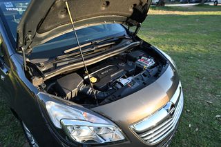 Opel Meriva 2015-thumb-31