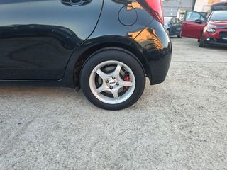 Toyota Yaris 2016 1.4 D-4D DIESEL PANORAMA-thumb-8