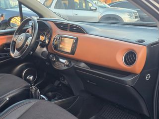 Toyota Yaris 2016 1.4 D-4D DIESEL PANORAMA-thumb-10
