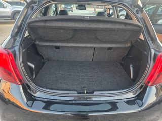 Toyota Yaris 2016 1.4 D-4D DIESEL PANORAMA-thumb-18