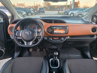 Toyota Yaris 2016 1.4 D-4D DIESEL PANORAMA-thumb-25