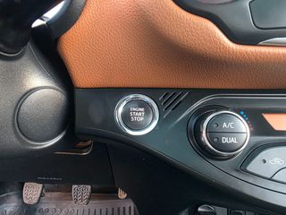 Toyota Yaris 2016 1.4 D-4D DIESEL PANORAMA-thumb-32