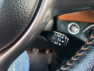 Toyota Yaris 2016 1.4 D-4D DIESEL PANORAMA-thumb-33