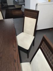 τραπεζαρία με έξι καρέκλες.-thumb-3
