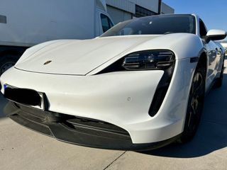 Porsche Taycan 2023