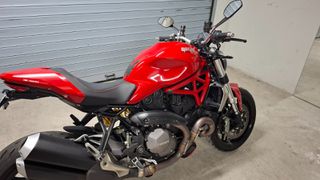 Ducati Monster 1200 2017-thumb-5