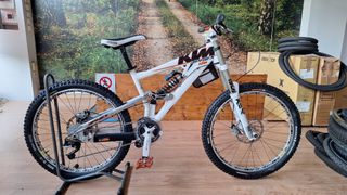 Downhill - Enduro - Trail KTM 2009 APHEX