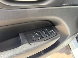 Volvo XC 60 2018 Ελλ.Αντιπ./Service Σφακ/D4 AWD-thumb-32