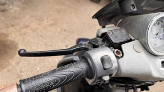 Piaggio Beverly 200 2001-thumb-11