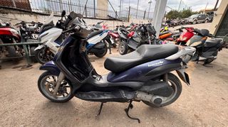 Piaggio Beverly 200 2001-thumb-17