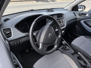 Hyundai i 20 2015 1.1 DIESEL EURO 6,  το αμάξι έχει κάψει φλάντζα-thumb-11
