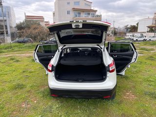 Nissan Qashqai 2015 1.6 dci ZANTEΣ - ΠΑΝΟΡΑΜΑ- 360o ΚΑΜΕΡΑ-thumb-23