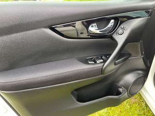 Nissan Qashqai 2015 1.6 dci ZANTEΣ - ΠΑΝΟΡΑΜΑ- 360o ΚΑΜΕΡΑ-thumb-28
