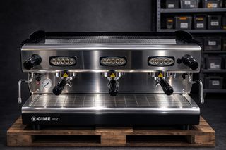 Επαγγελματική μηχανή espresso GIME HT21 3 group