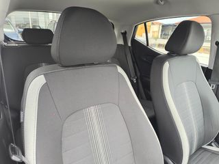 Hyundai i 10 2021 1.0 EDITION-thumb-12