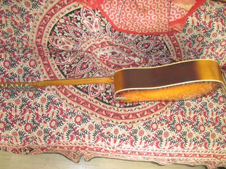 12 String guitar "Framus" With Carry Case-thumb-2