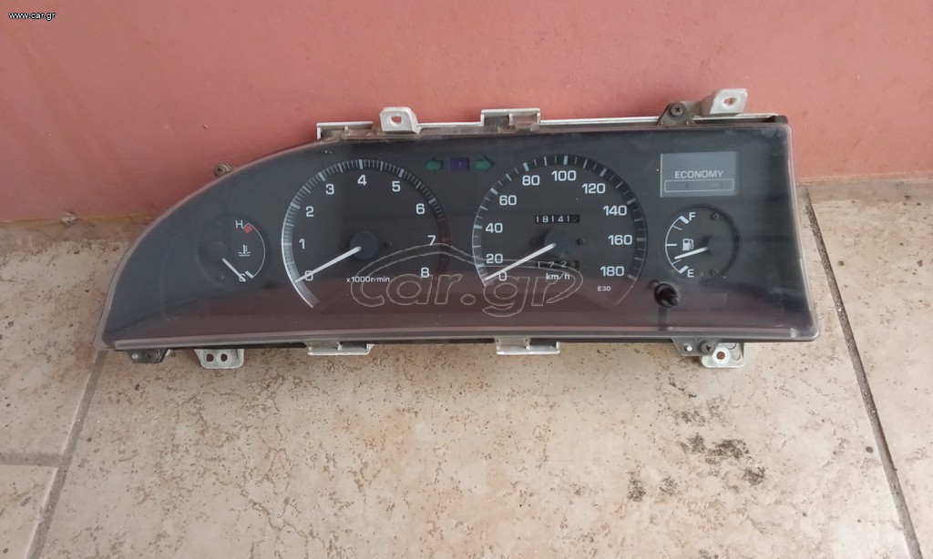 Corolla Κοντέρ  *