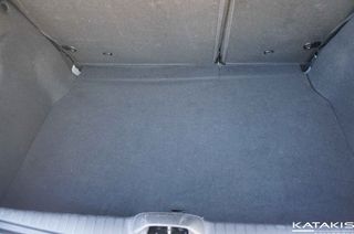 Peugeot 208 2018 Allure, Automatic, Navi, Clima-thumb-9