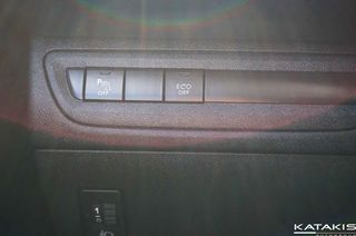 Peugeot 208 2018 Allure, Automatic, Navi, Clima-thumb-18