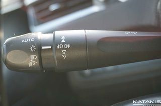 Peugeot 208 2018 Allure, Automatic, Navi, Clima-thumb-20