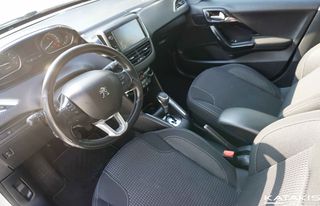 Peugeot 208 2018 Allure, Automatic, Navi, Clima-thumb-14