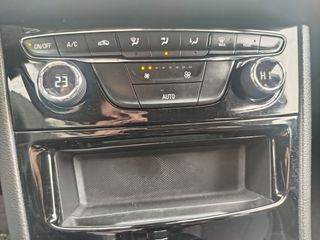 Opel Astra 2021 1.5lt Diesel 122hp Elegance-thumb-12