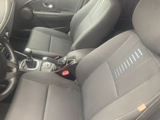 Renault Megane 2010 STATION WAGON NAVI-thumb-8