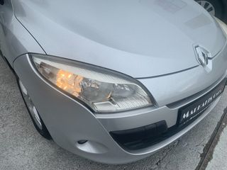 Renault Megane 2010 STATION WAGON NAVI-thumb-18