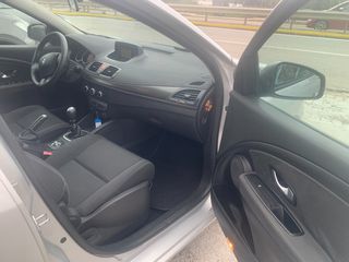 Renault Megane 2010 STATION WAGON NAVI-thumb-24